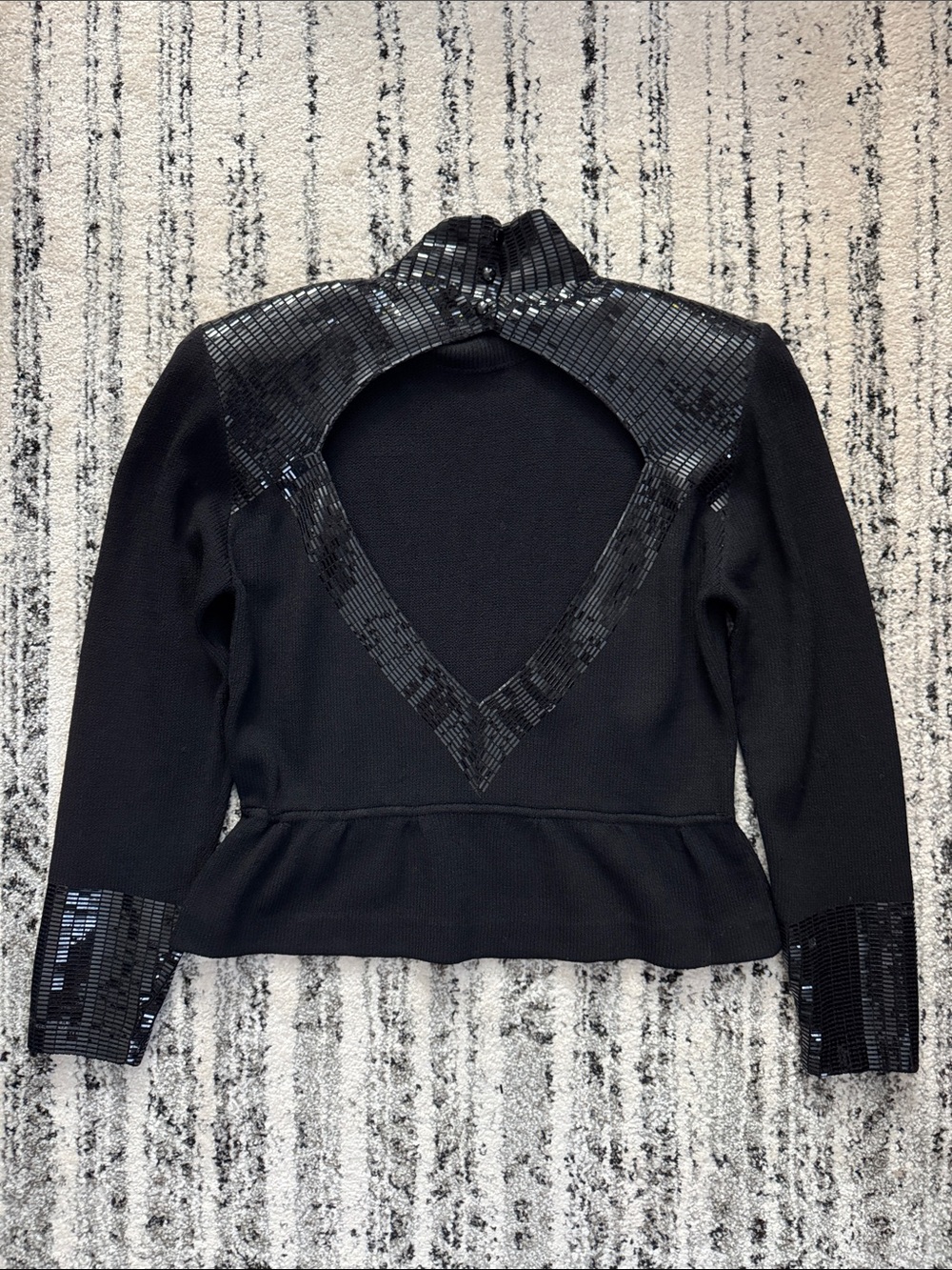 Absolutely stunning vintage St. John open back sequined knit top